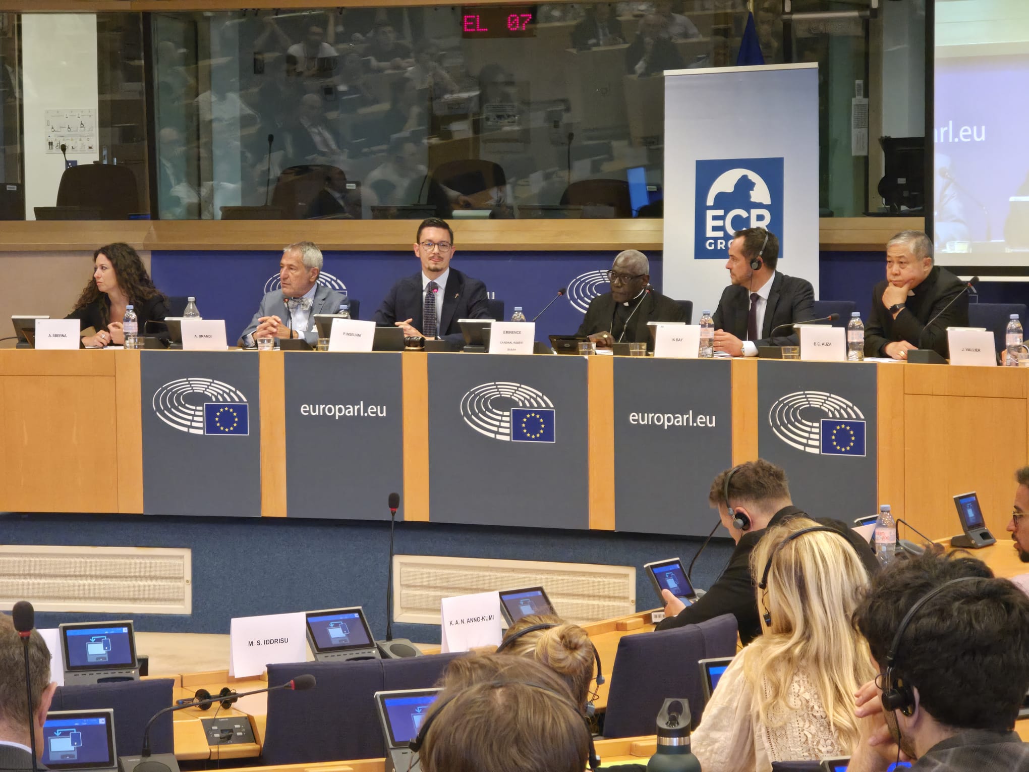Europa. Pro Vita al Parlamento UE con il cardinale Sarah e ECR: «Basta aiuti all’Africa condizionati da aborto e agenda LGBT» 1